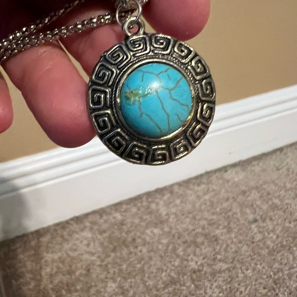 Turquoise and Silver Pendant Necklace - Picture 5 of 6